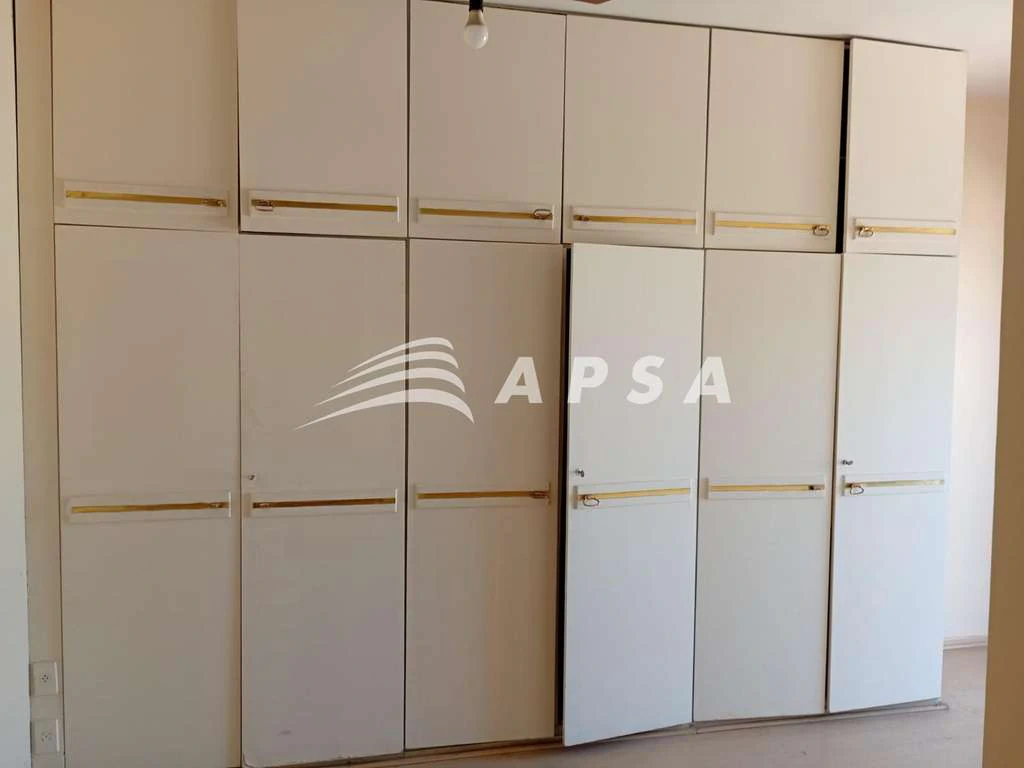 120 m² apartment with 3 bedrooms and 2 parking spots — photo 28