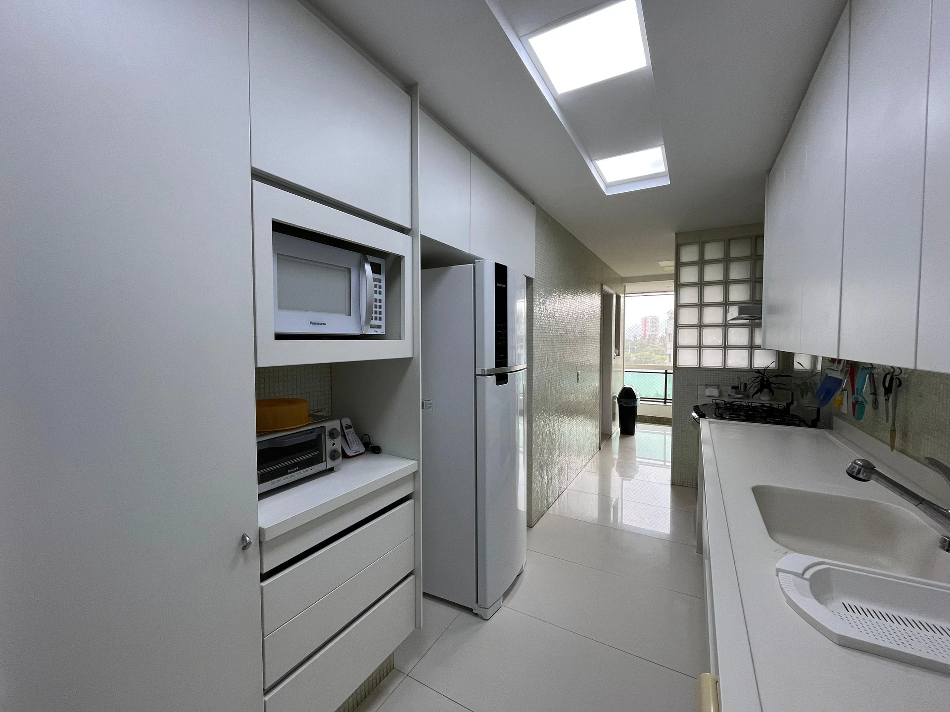 4-bedroom apartment with a water view — photo 34