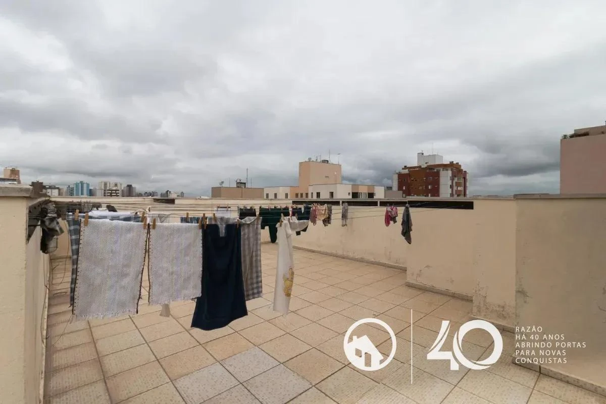 One-bedroom apartment with a washing machine in Curitiba — photo 15