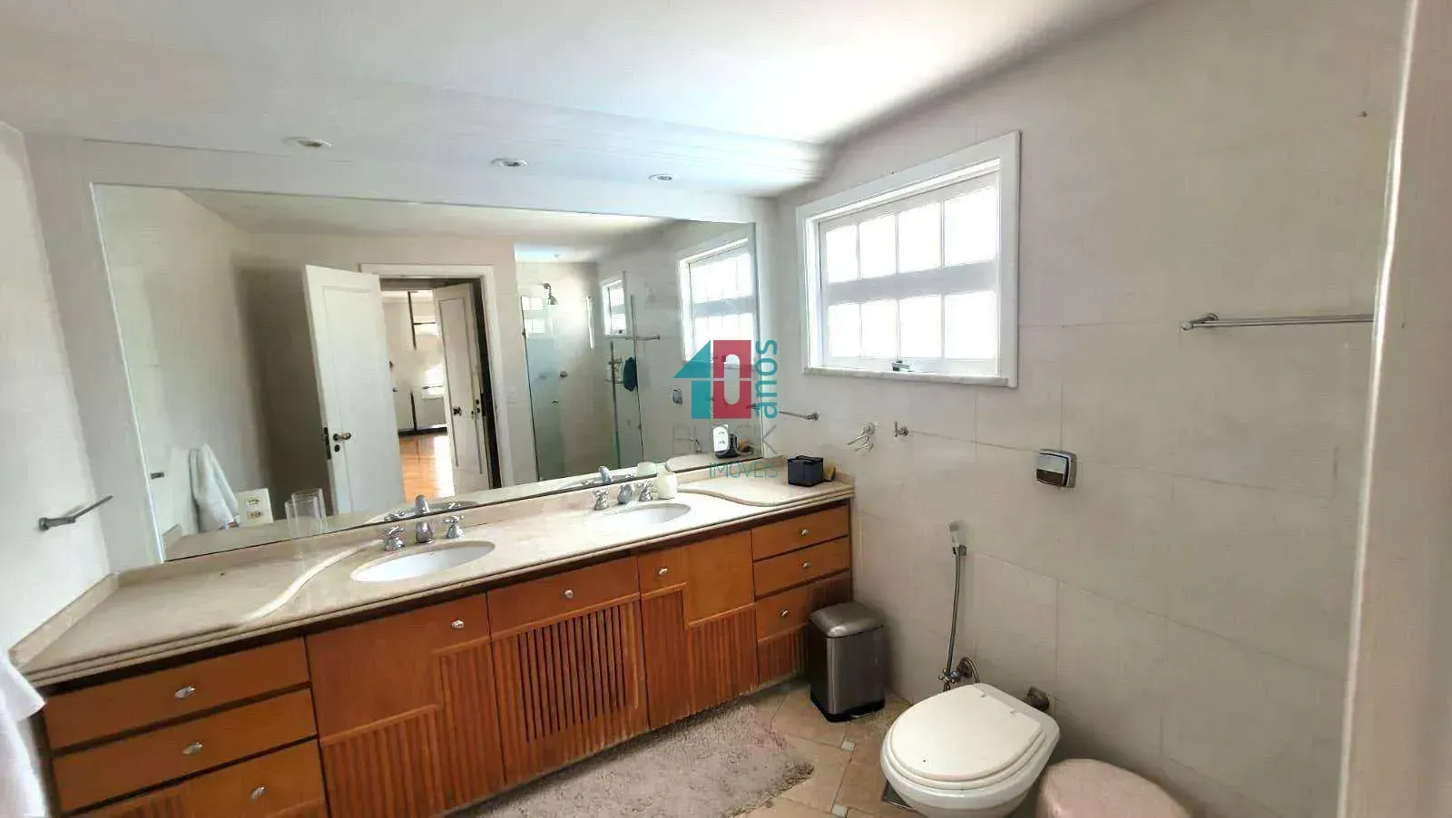 600 m² house with 4 bedrooms and 3 en-suite bathrooms — photo 34