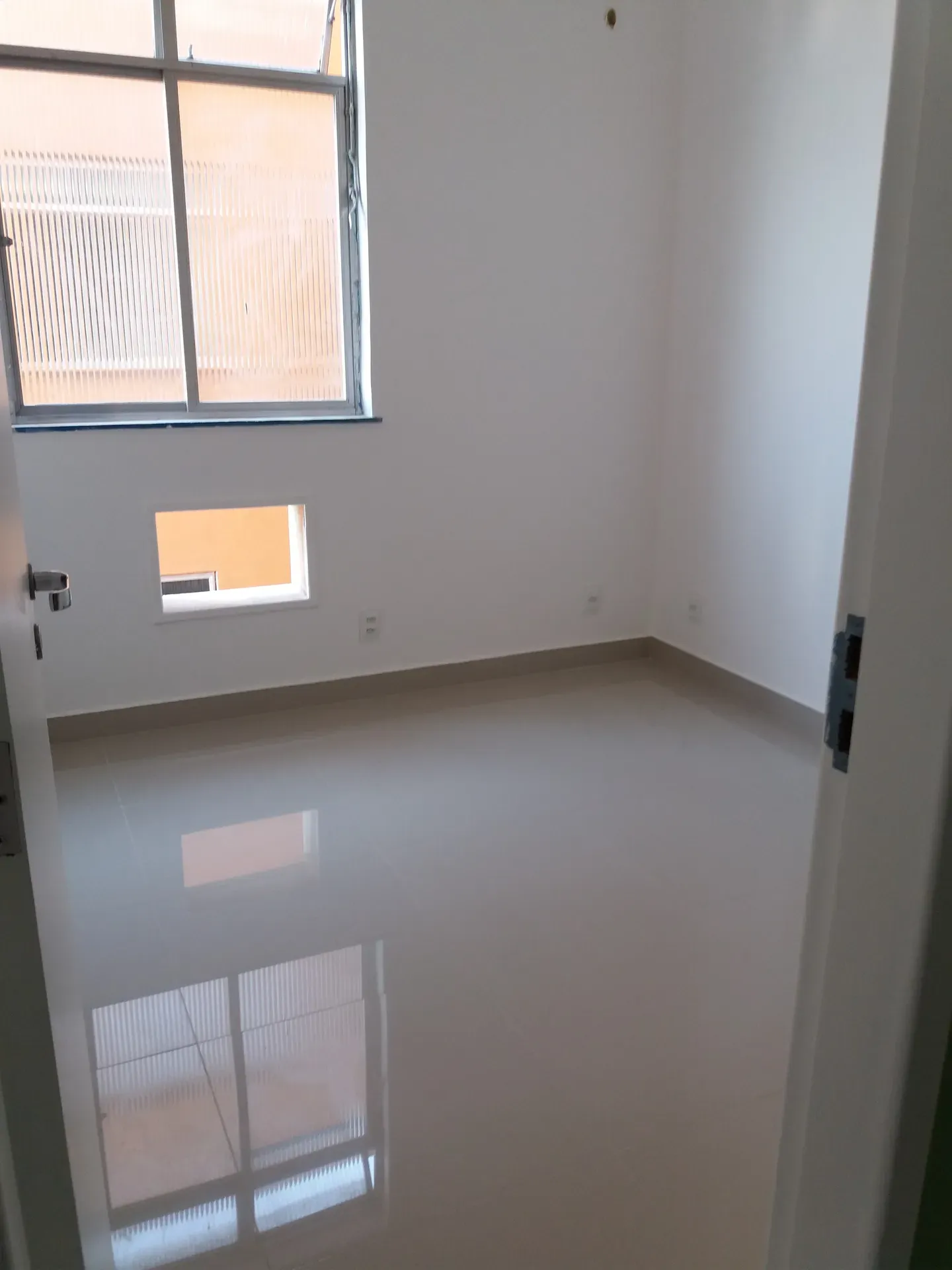 3-bedroom apartment, 1 with its own bathroom, 80 m² — photo 3