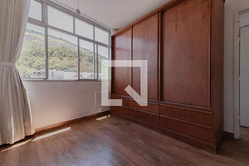 Rental apartment with 100 m², 3 bedrooms and 3 baths — photo 3