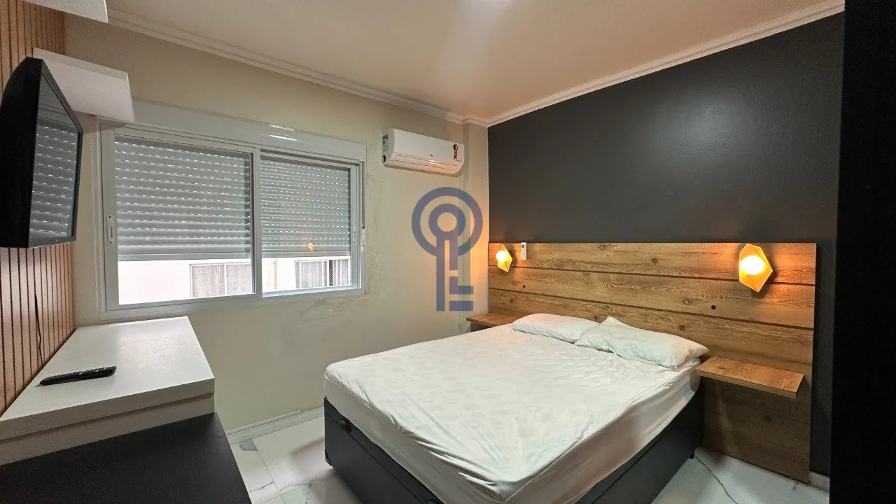 Apartamento mobiliado de 2 dormitórios com suíte e 1 vaga — photo 3