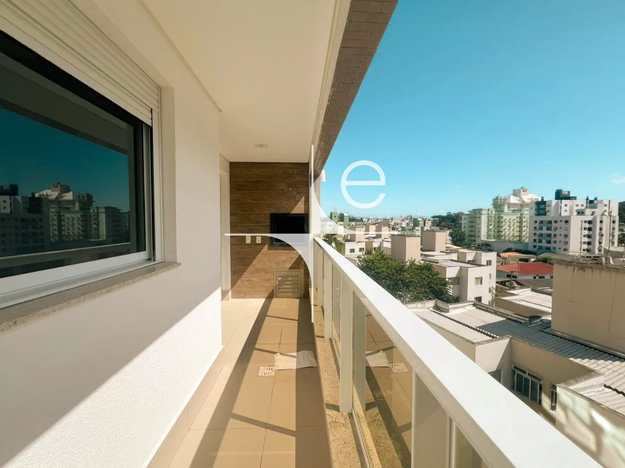 76 m² apartment with 2 bedrooms and a built-in balcony grill — photo 23