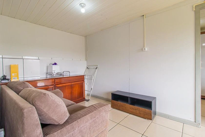 Furnished 1-bedroom house with gas open-plan kitchen — photo 8