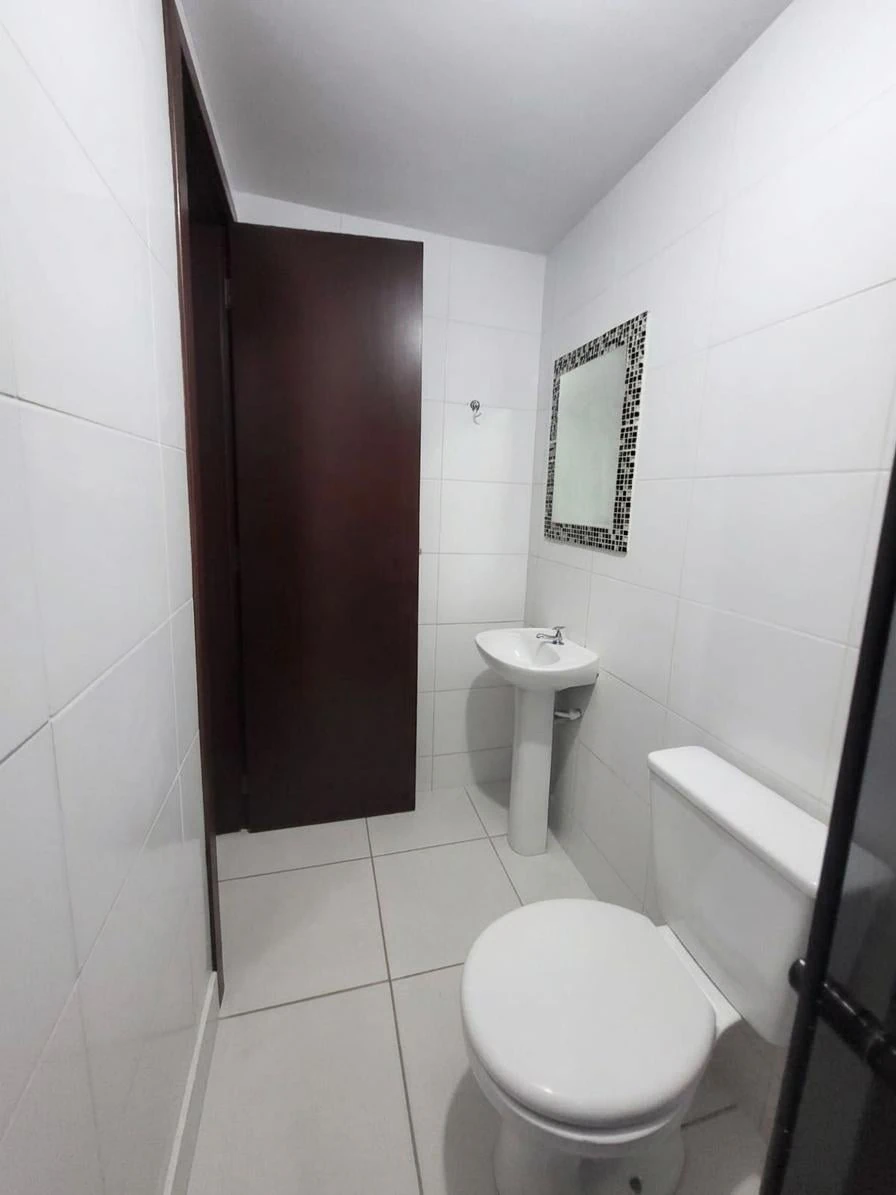2-bedroom apartment with a washing machine in Curitiba — photo 5