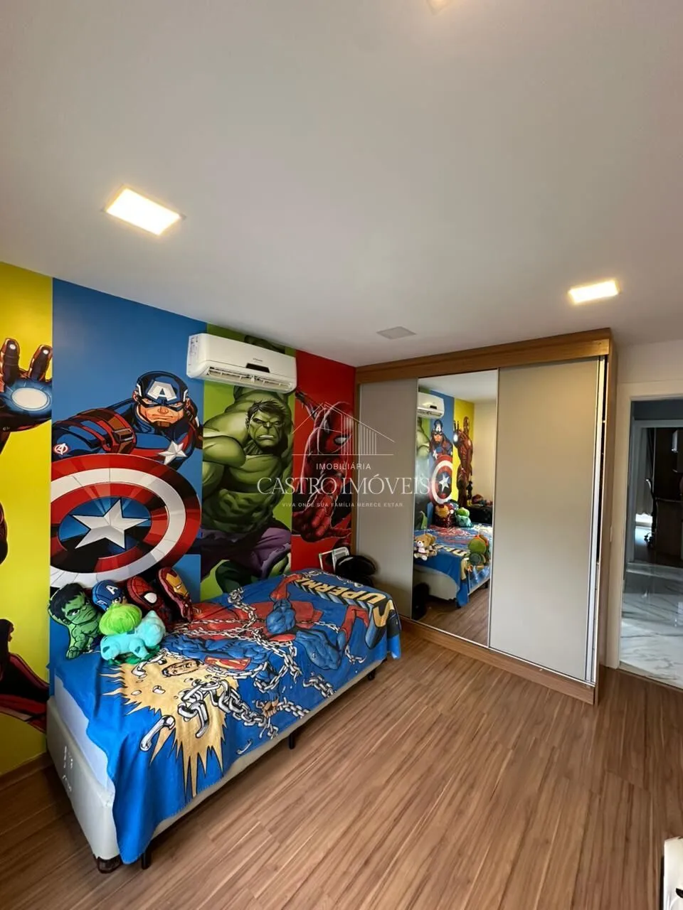 Furnished duplex house with 220 m² and 4 bedrooms — photo 12