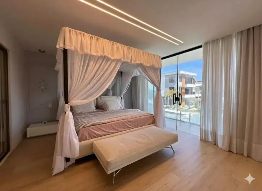 Furnished house with 4 bedrooms and an open-plan kitchen — photo 5