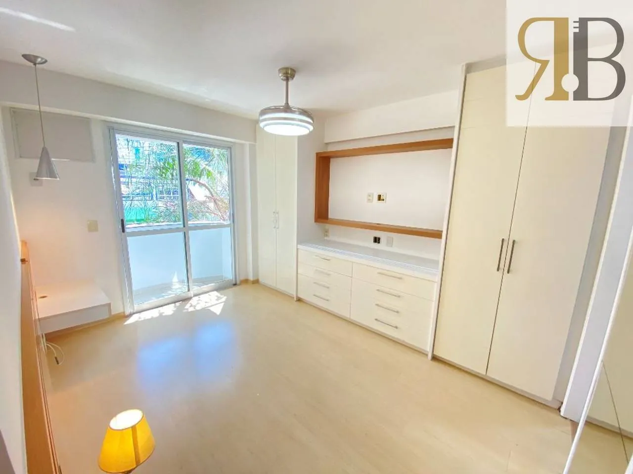 3 quartos e varanda envidraçada: apartamento de 101 m² — photo 2