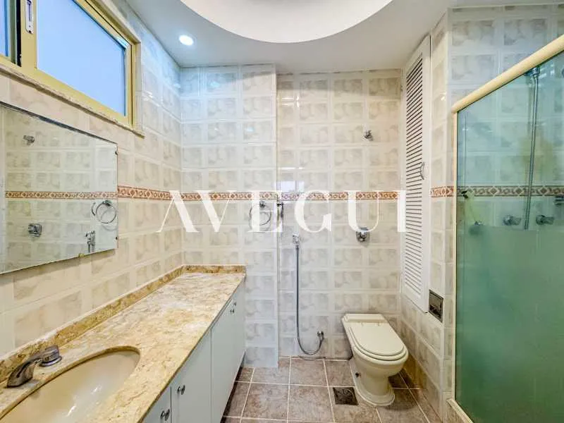 Apartment with 3 bedrooms and 4 bathrooms — photo 6