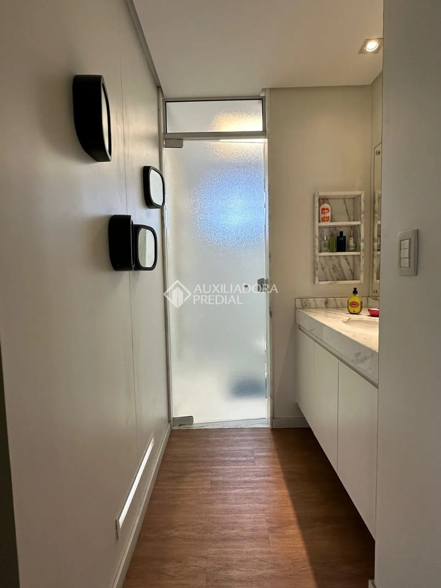 Furnished 5-bedroom apartment with 2 parking spots and 166 m² — photo 11