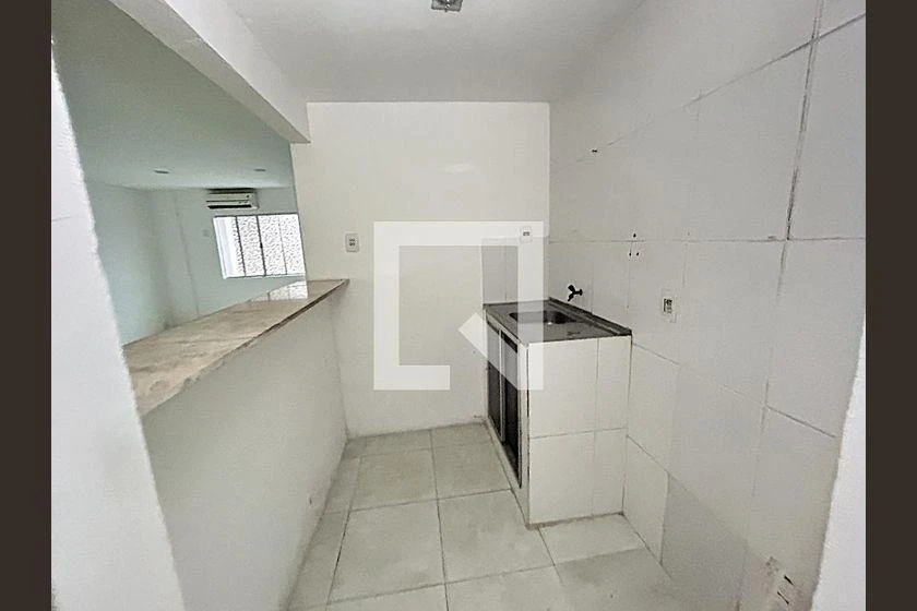 Casa para alugar sem mobília com 4 quartos e 1 banheiro — photo 27