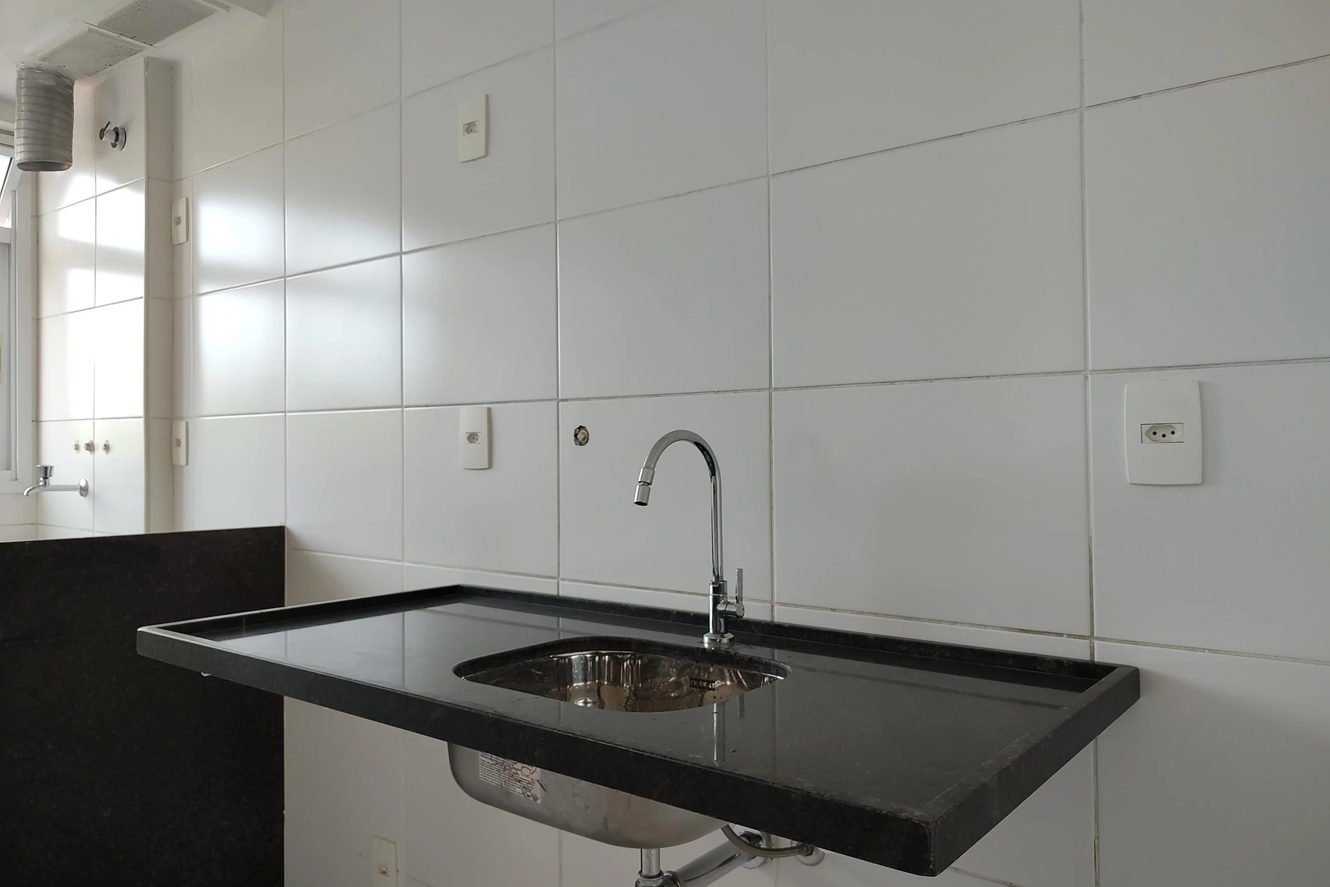 Apartamento com 2 quartos e varanda — photo 22