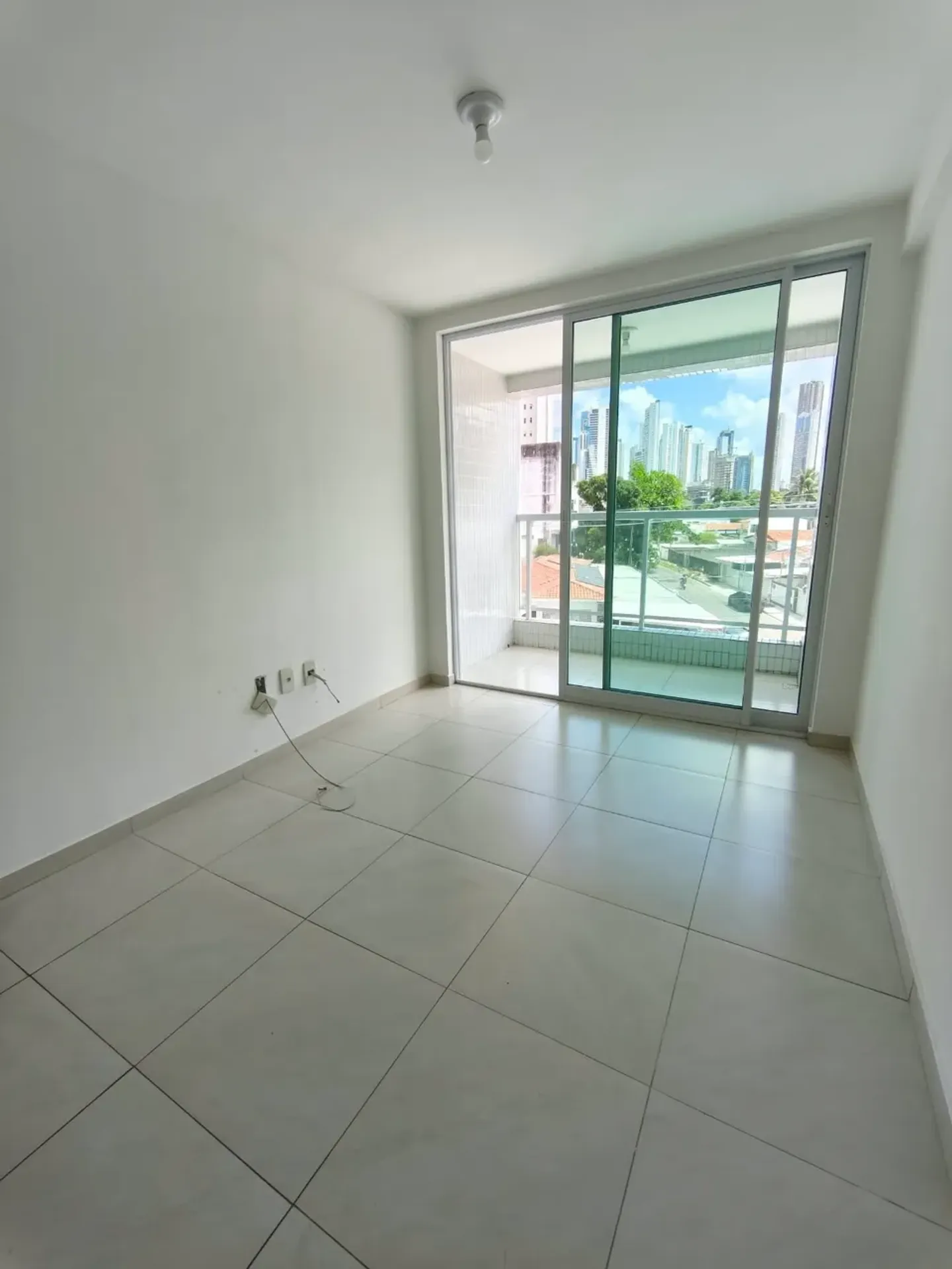 3-bedroom apartment in a building with a sauna — photo 5