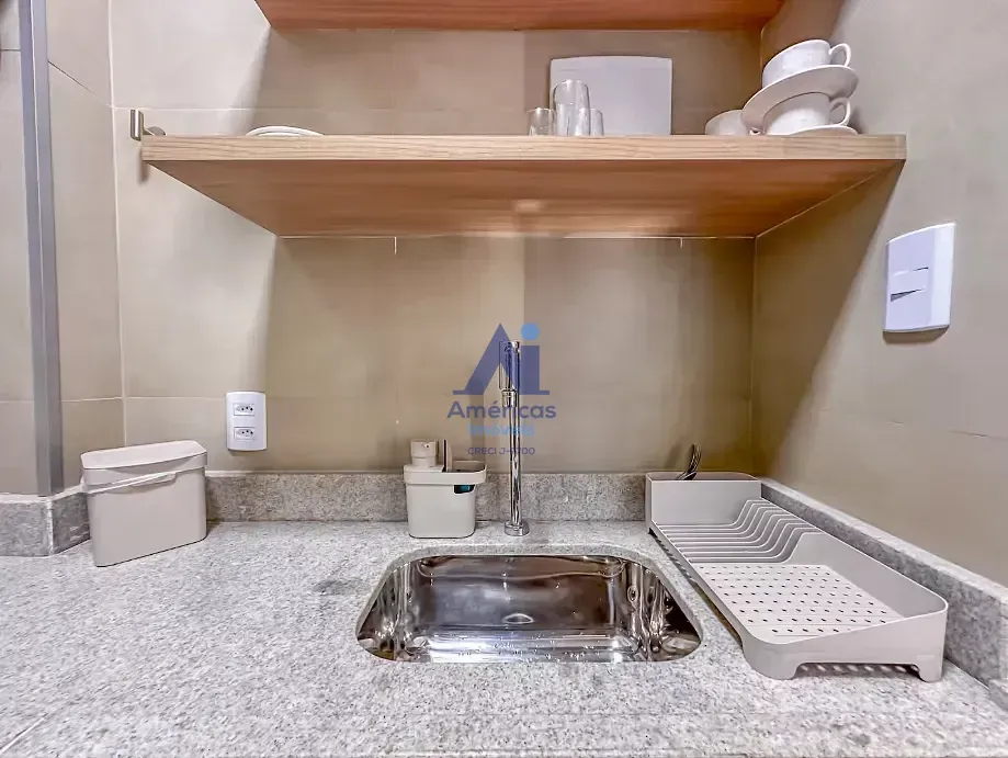 Furnished 1-bedroom apartment with floor-to-ceiling windows — photo 14