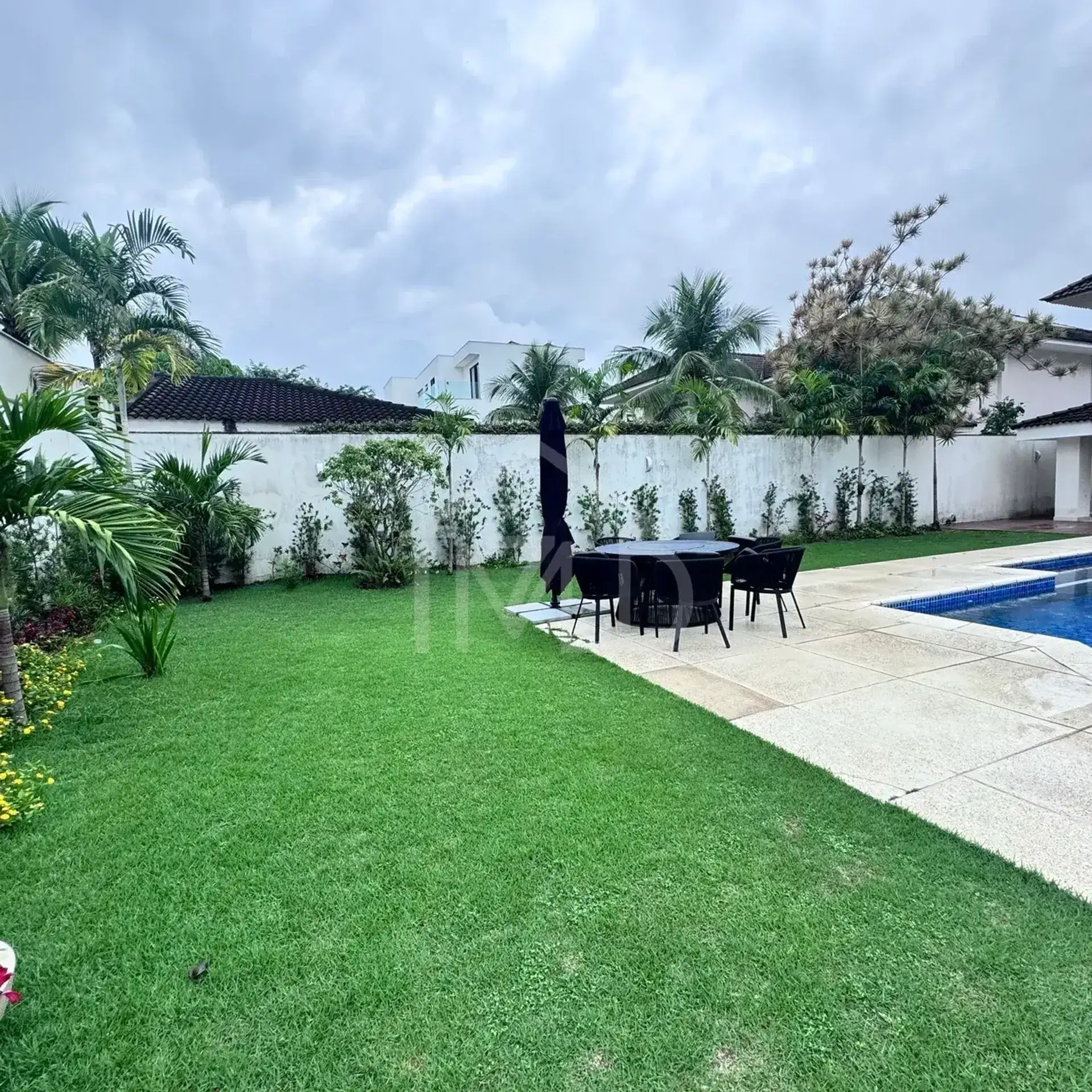 Casa amueblada con 5 dormitorios y 5 baños, balcón acristalado — photo 32