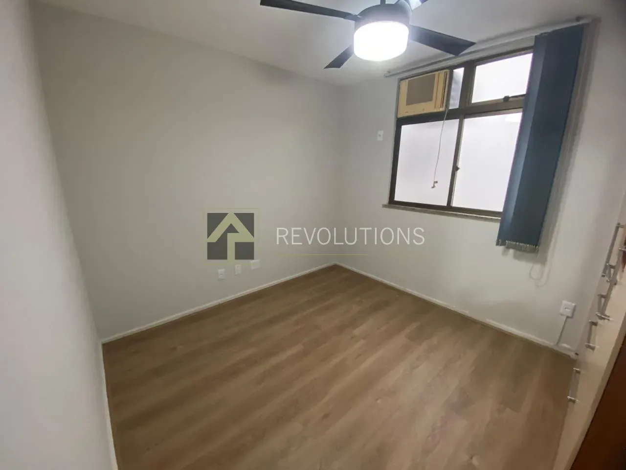 Furnished apartment with 2 bedrooms and 3 bathrooms — photo 2