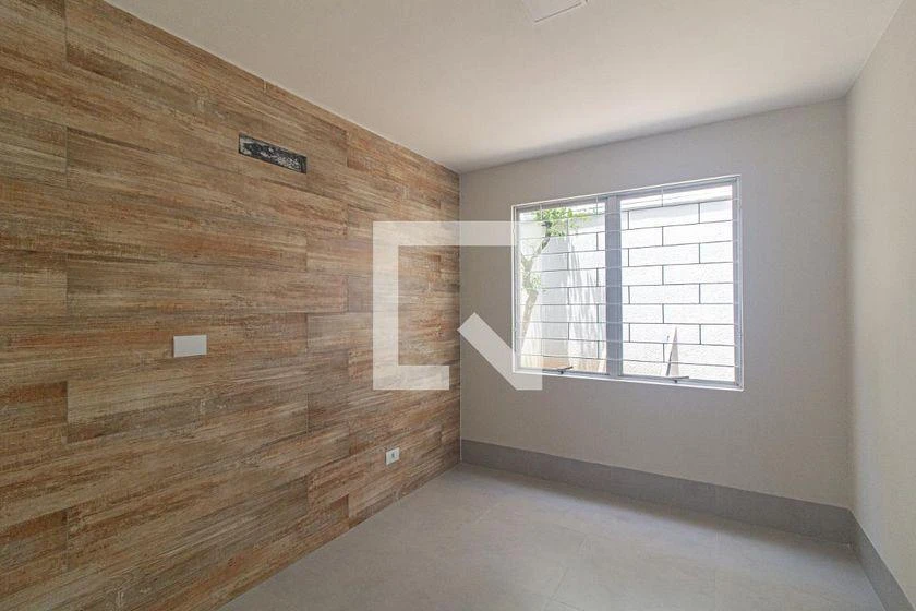 Unfurnished apartment with a private garden and 3 bedrooms — photo 14