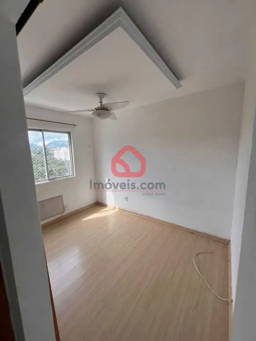 Furnished apartment, 50 m², with floor-to-ceiling windows — photo 3