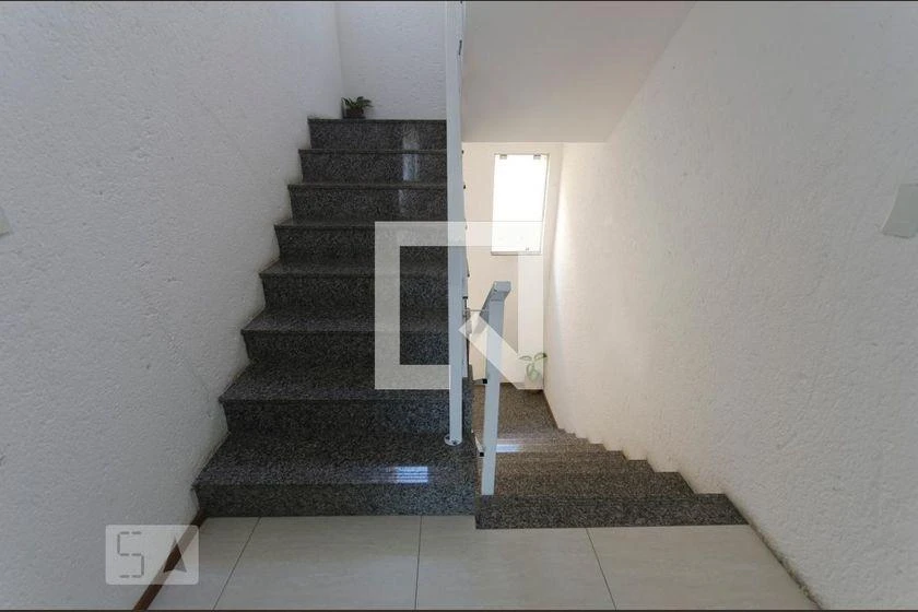 2-bedroom apartment with a mountain view in Florianópolis — photo 33