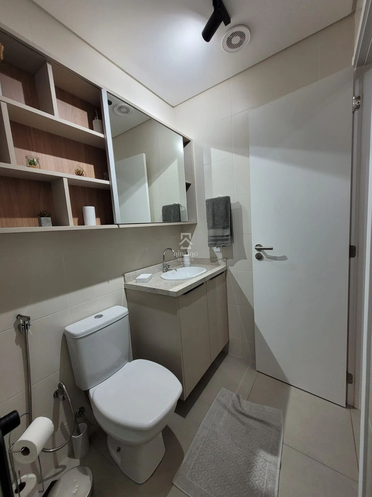 One-bedroom apartment with a home office in Curitiba — photo 26