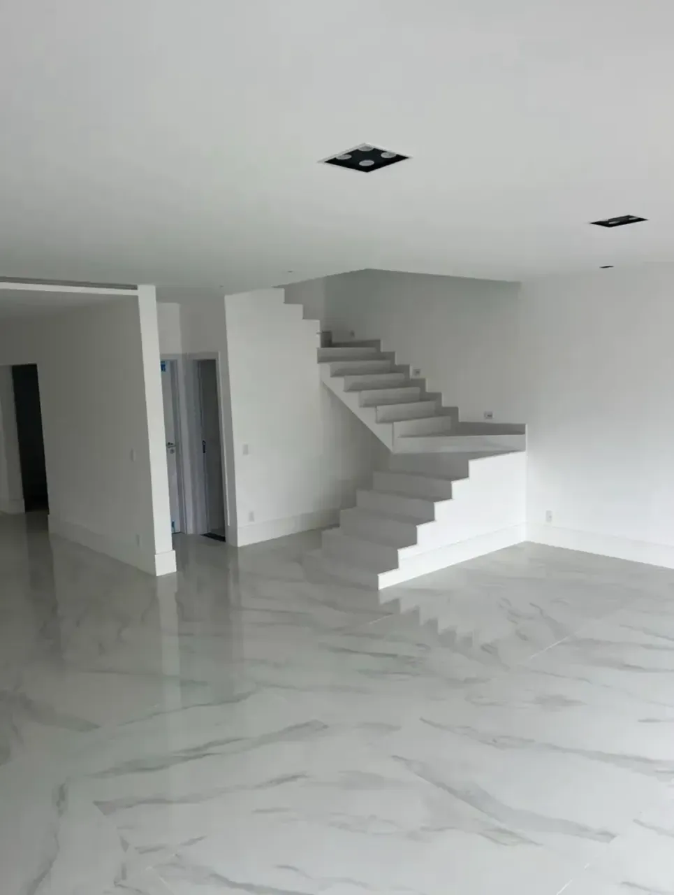 Casa com 350 m², 3 quartos e cozinha aberta — photo 3