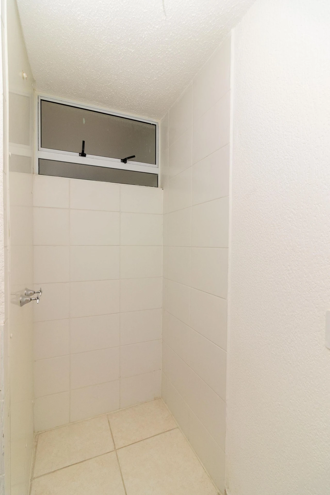Apartamento com 2 quartos e piscina no condomínio — photo 26