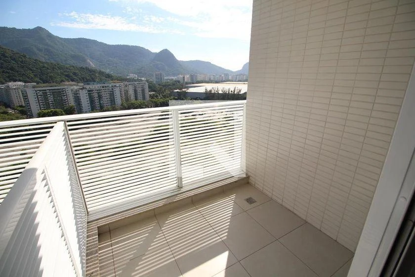 Apartment, 82 m², with floor-to-ceiling windows — photo 4