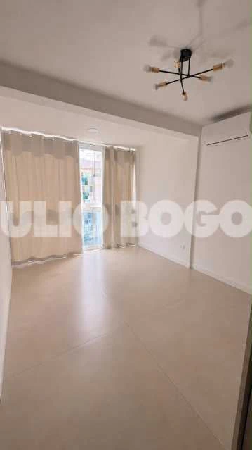 Furnished duplex penthouse with 3 en-suite bedrooms and 180 m² — photo 6