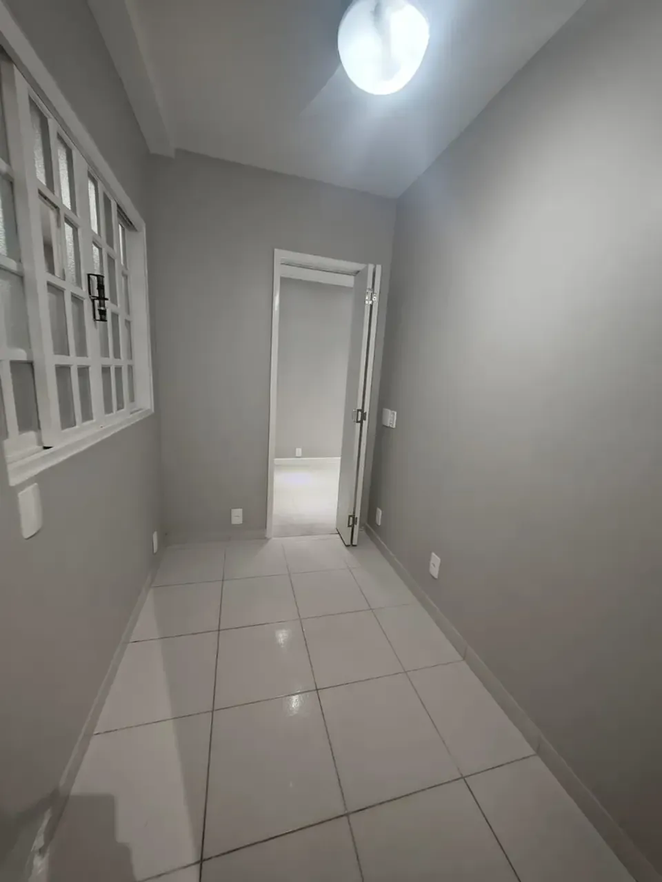 3-bedroom apartment with 3 bathrooms and glass balcony — photo 19
