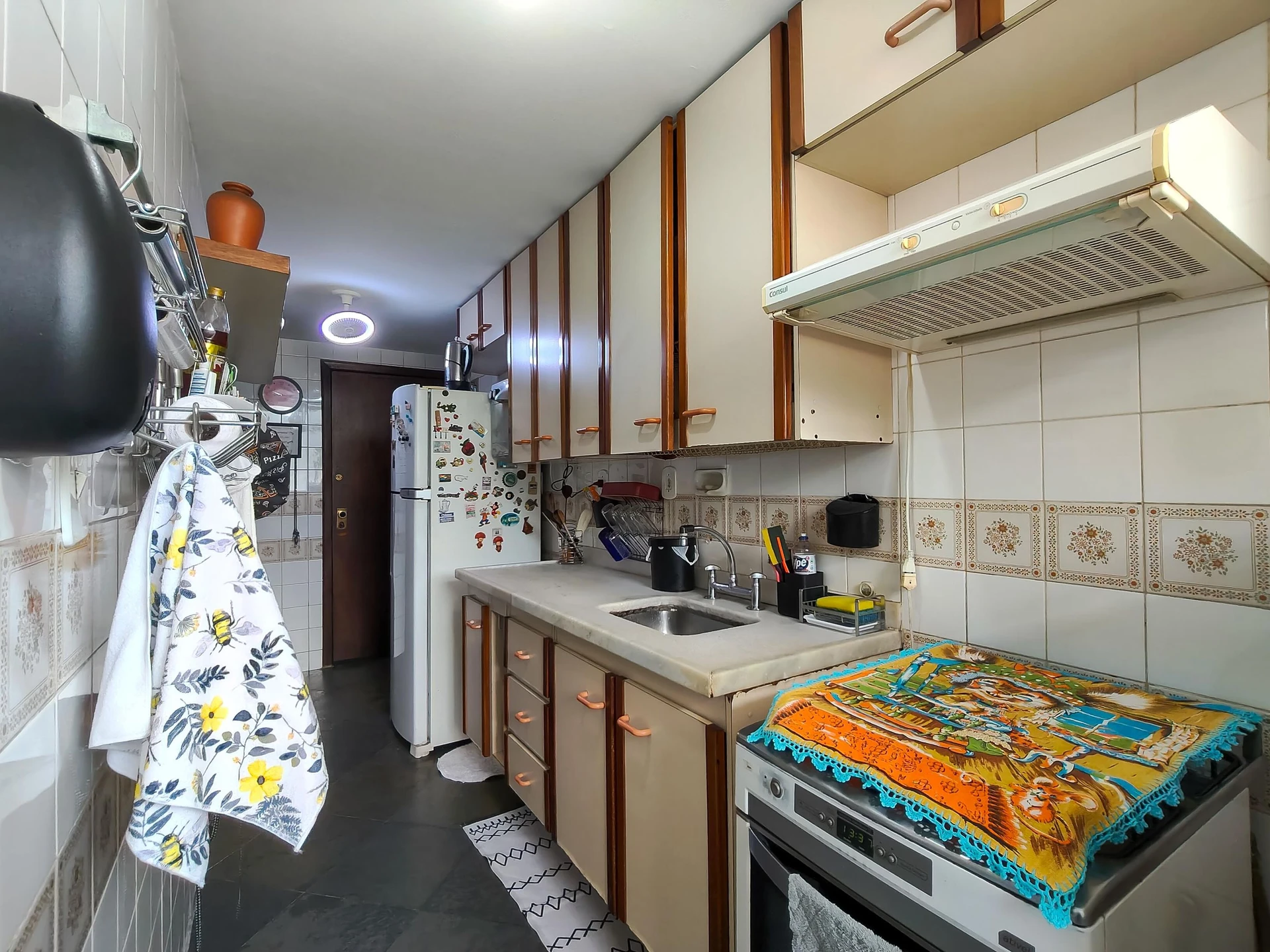 Mountain view in a 3-bedroom apartment, 200 m² — photo 69