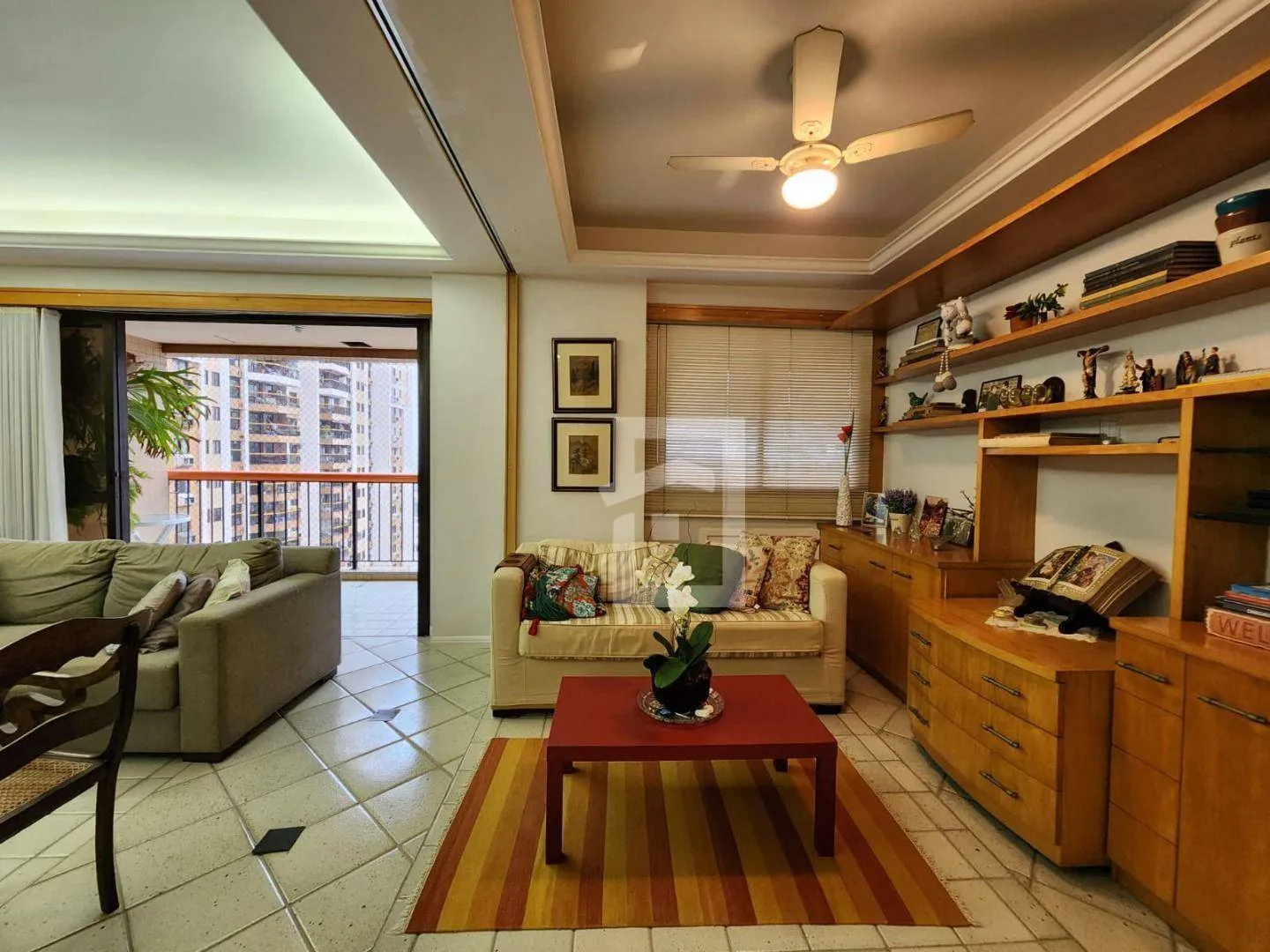Furnished 3-bedroom apartment with 4 bathrooms — photo 19