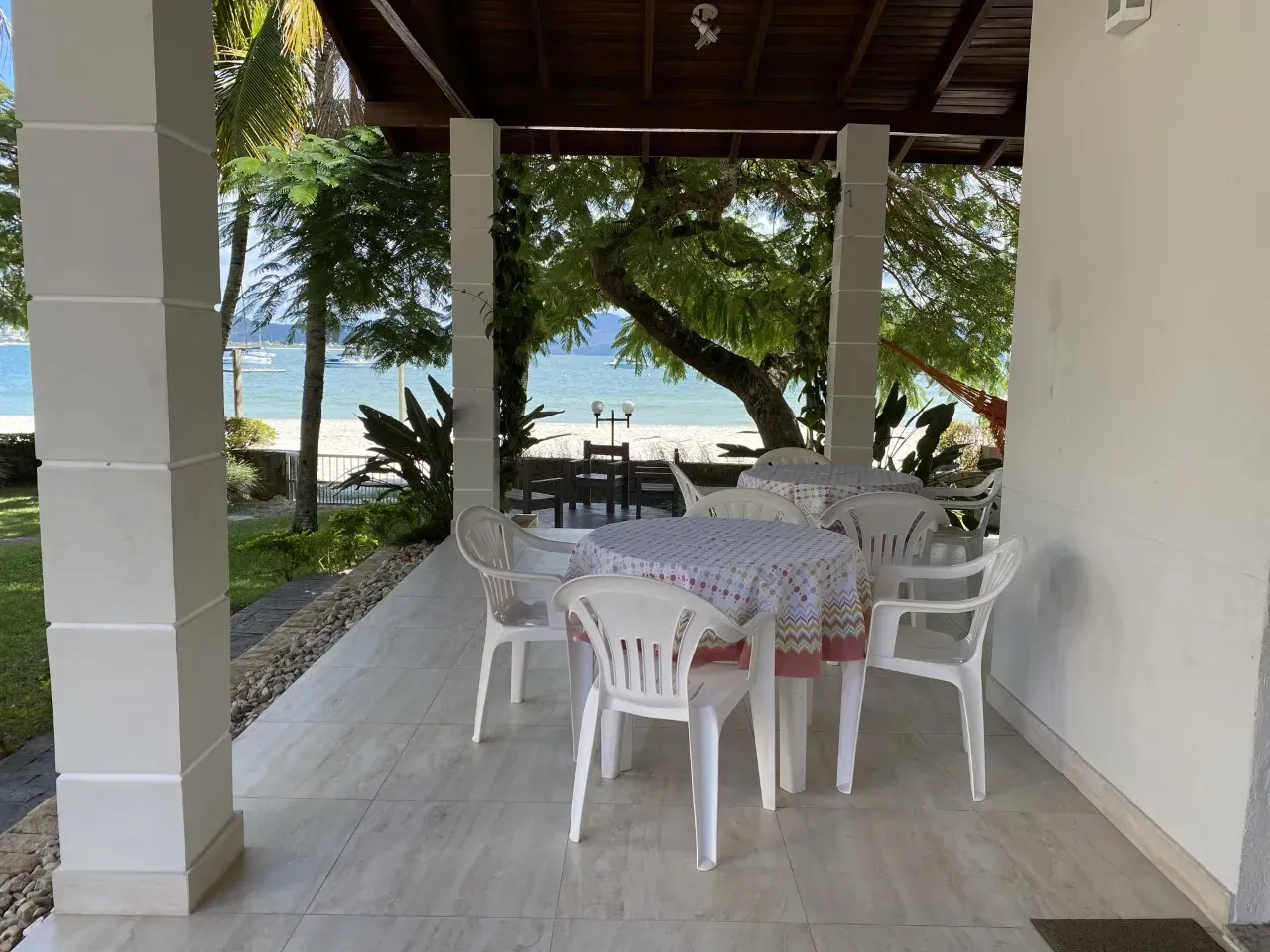House with balcony and 4 bedrooms, 4 baths and 4 parking — photo 11