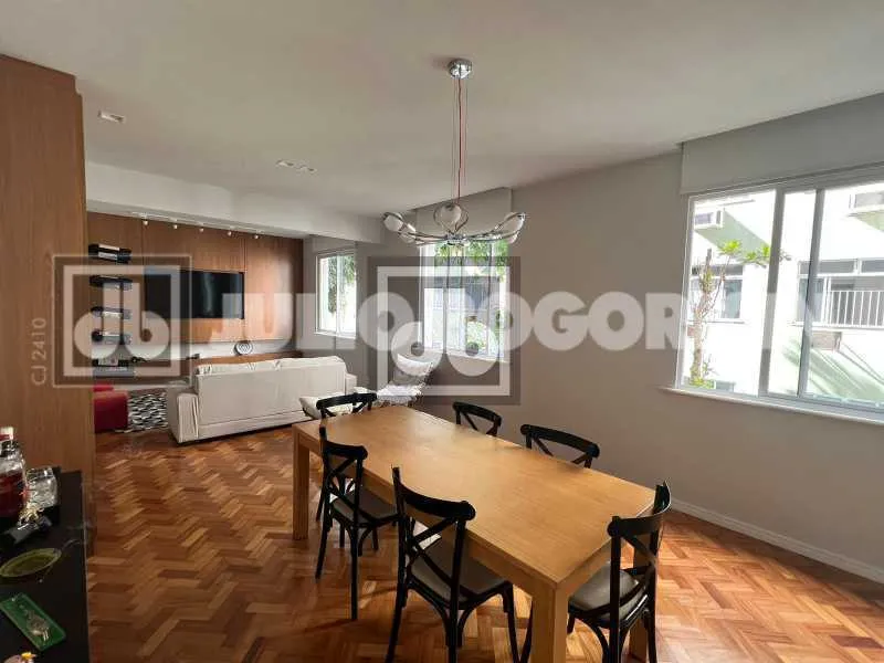 Apartamento mobiliado com 3 quartos e 3 banheiros — photo 17