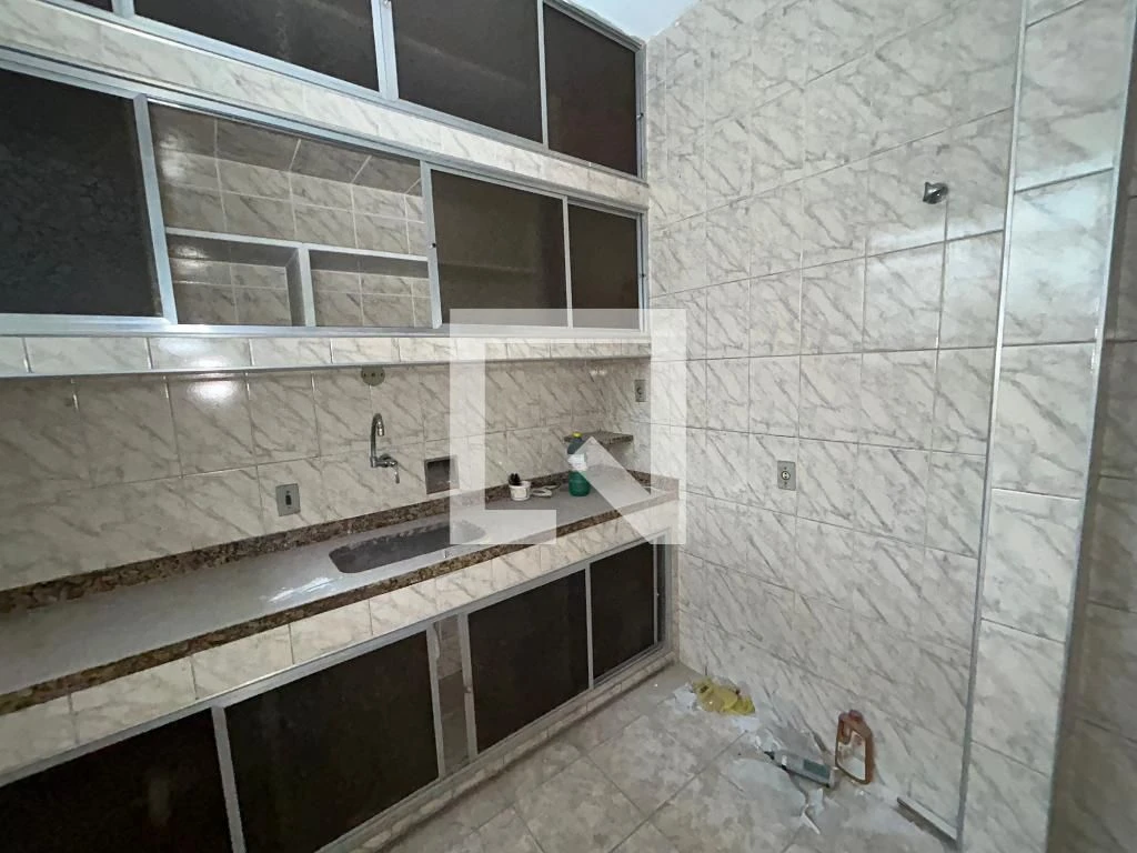 Unfurnished apartment with 2 bedrooms and separate kitchen — photo 24