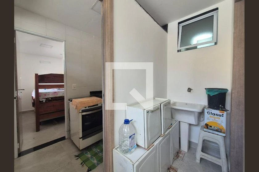 House, 400 m², with a washing machine — photo 30