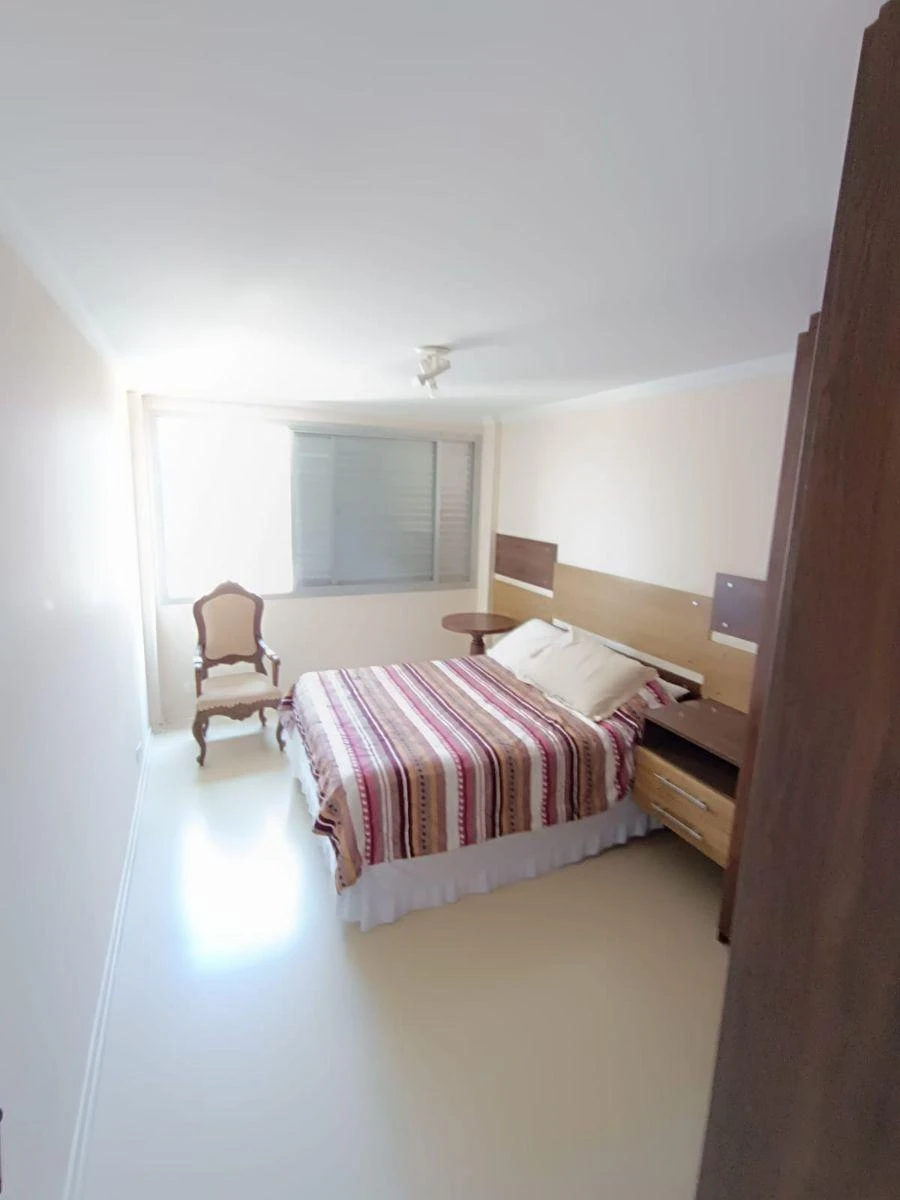 Apartamento de 156 m² com secadora e janelas do piso ao teto — photo 7