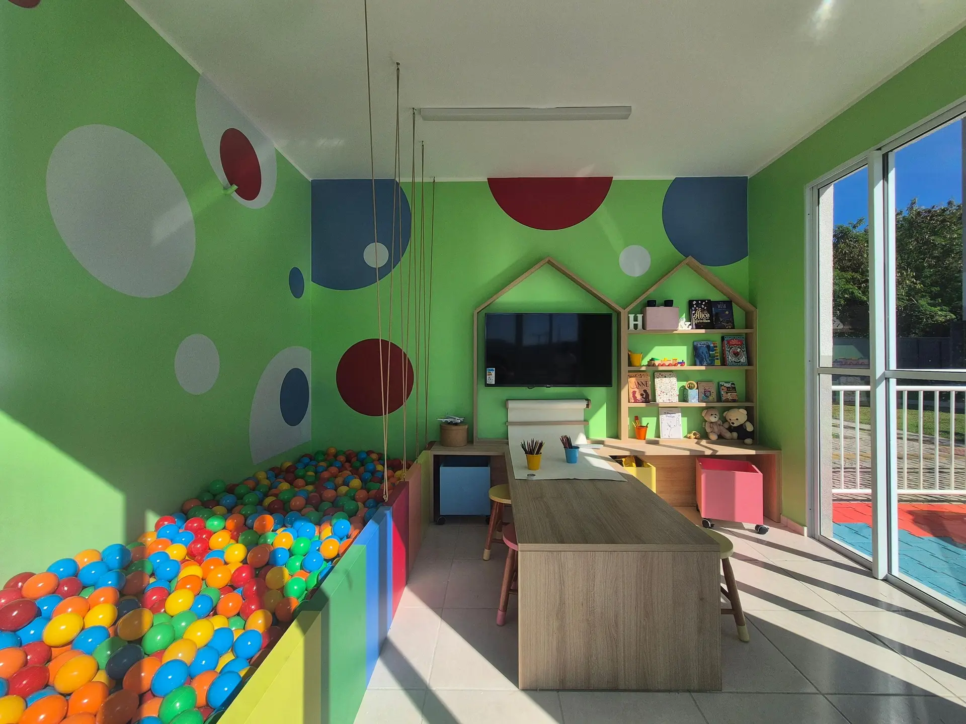 Home office in a one-bedroom apartment, 49 m² — photo 25