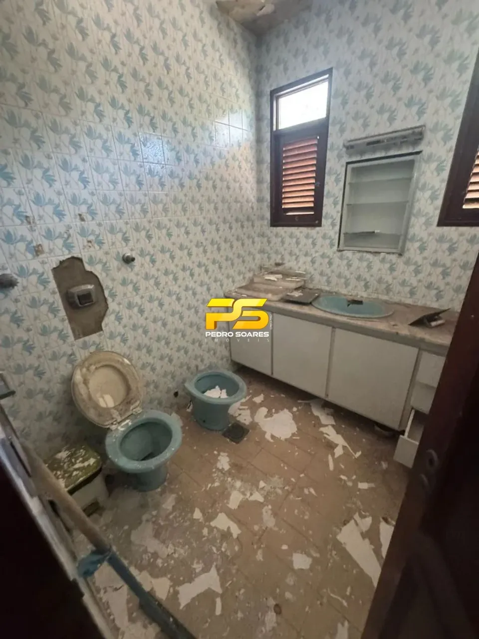 Casa para locação comercial com 5 quartos e 5 banheiros — photo 11