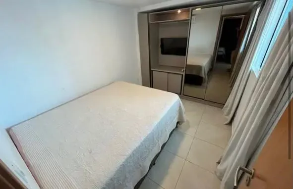 2-bedroom apartment with a home office — photo 10