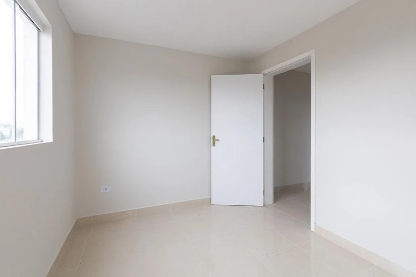1-bedroom apartment with balcony and glass shower — photo 8