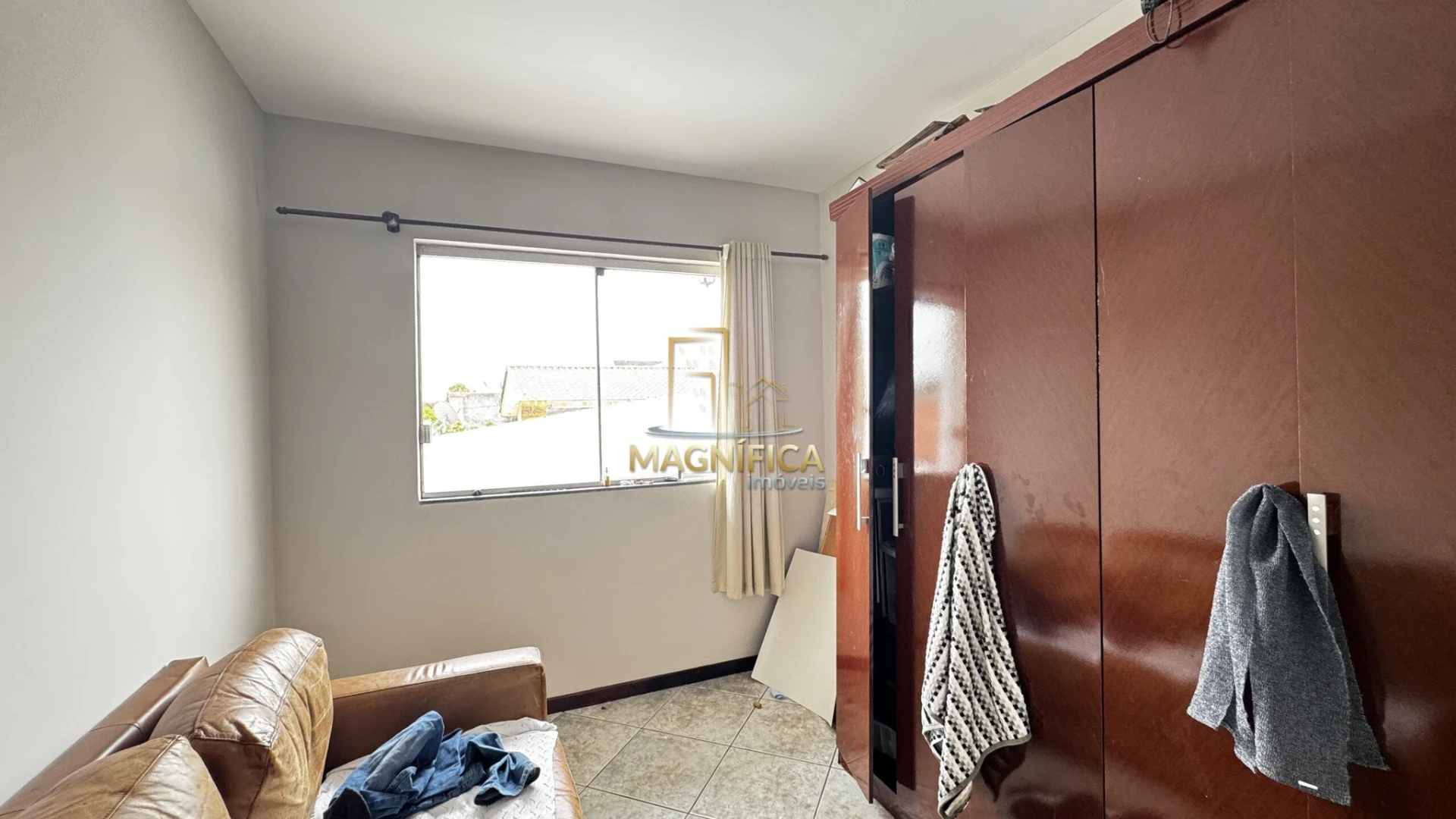 Washing machine in a 3-bedroom house, 255 m² — photo 17