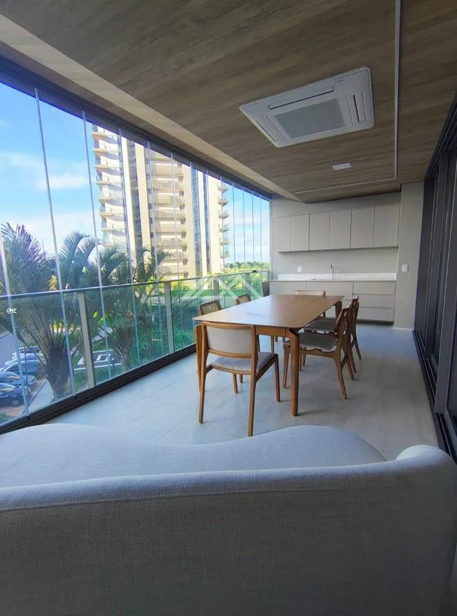 4-bedroom unfurnished apartment with glassed balcony — photo 12