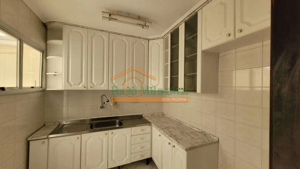 2-bedroom apartment with a washing machine in Curitiba — photo 2