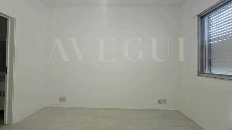 Вид на воду та 4 спальні: квартира 258 м² — photo 23