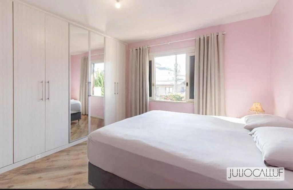 4-bedroom house with a washing machine in Curitiba — photo 22
