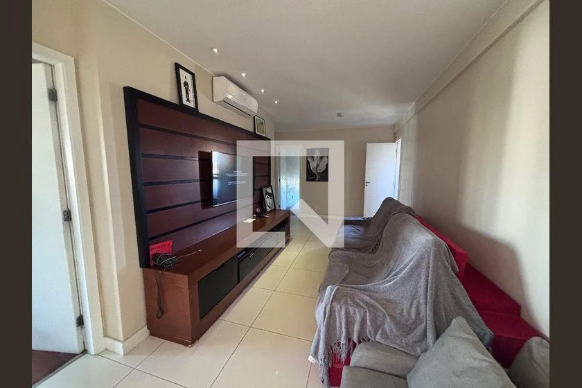 206 m² apartment with 4 en-suite bedrooms and glass balcony — photo 31