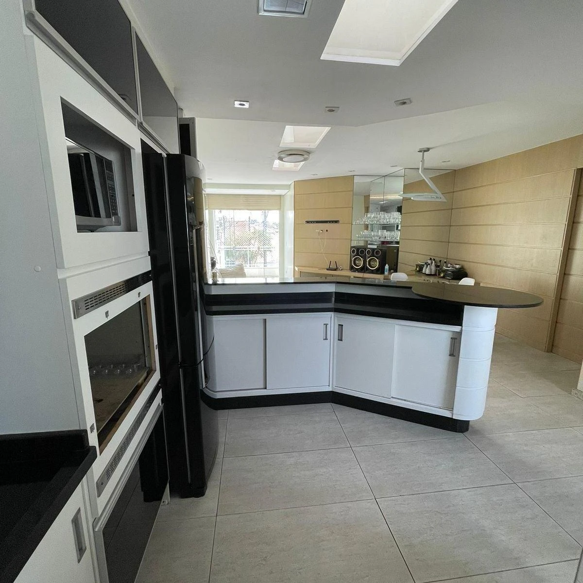 147 m² house with a bathtub and a washing machine — photo 8
