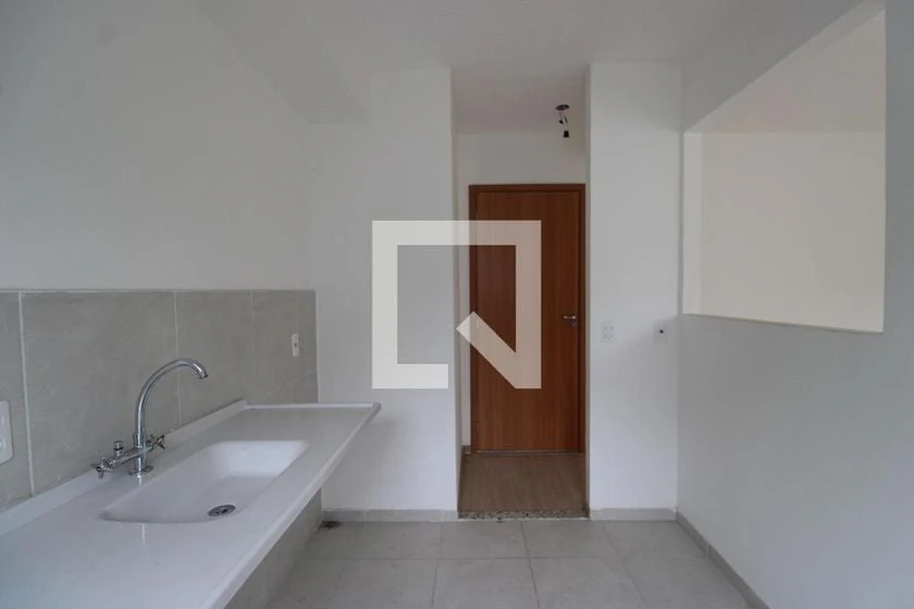 Apartamento de 2 quartos em condomínio com piscina — photo 8