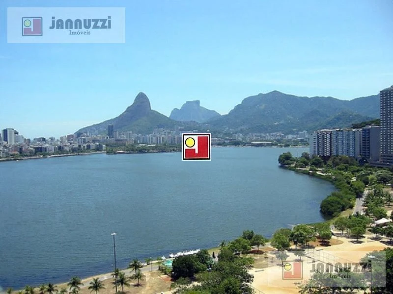 Water view in a 4-bedroom apartment, 319 m² — photo 7